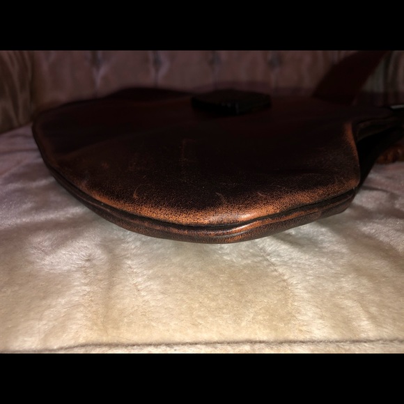 Authentic Vintage Distressed Gucci Bag - Picture 7 of 13